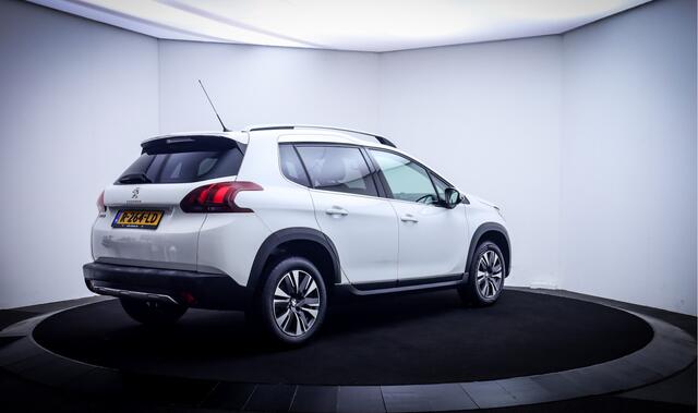 Peugeot 2008 1.2T GT-line PANO | CARPLAY | STOELVERW | NAVI | CLIMA | DAB | PDC | LMV