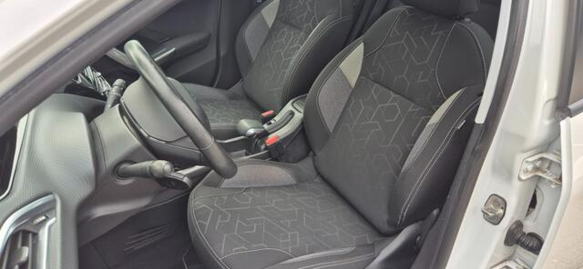 Peugeot 2008 1.2 Pure Tech Lion/apple Carplay/Android/airco/cruise/NAP