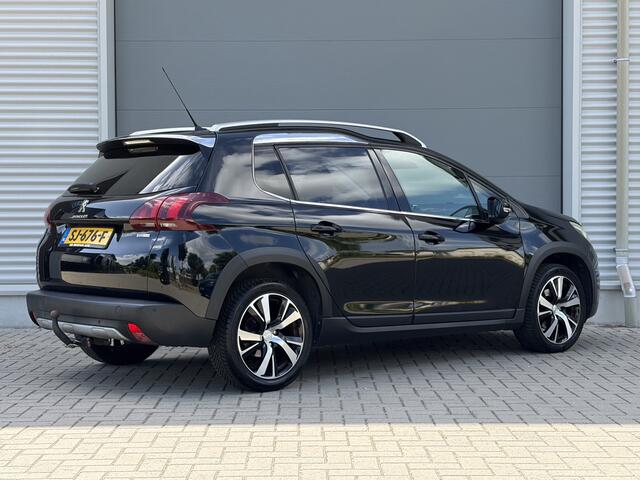 Peugeot 2008 1.2 PureTech GT-line | Airco | Camera | Panorama dak | Stoelverwarming | Leder | Trekhaak | Distributieriem vervangen |