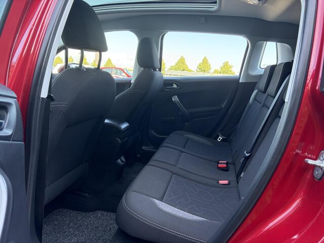 Peugeot 2008 1.2 PureTech Blue Lion Pano,110pk,Navi,Carplay,Airco,Cruise,Pdc,Lm velgen,N.A.P,Apk tot 11-2026