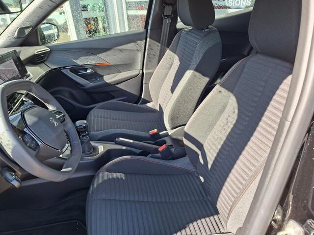 Peugeot 2008 1.2 PURETECH STYLE AIRCO NAVI CRUISE PDC CARPLAY STOELVW