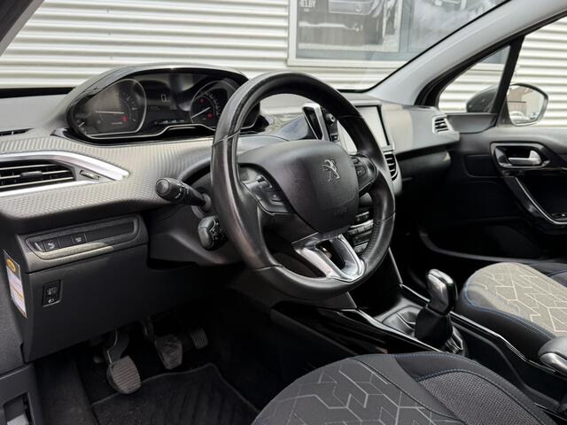 Peugeot 2008 1.2 PureTech Allure Clima Navi CarPlay