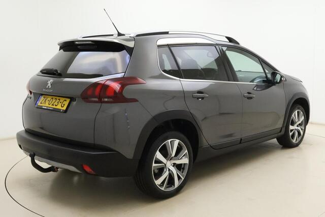 Peugeot 2008 1.2 PureTech Blue Lease Allure | Trekhaak | Navigatie pakket | Climate control | Panorama dak | Weinig kms !! | 130 pk | Li-metalen wielen | Camera achter |