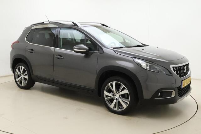 Peugeot 2008 1.2 PureTech Blue Lease Allure | Trekhaak | Navigatie pakket | Climate control | Panorama dak | Weinig kms !! | 130 pk | Li-metalen wielen | Camera achter |