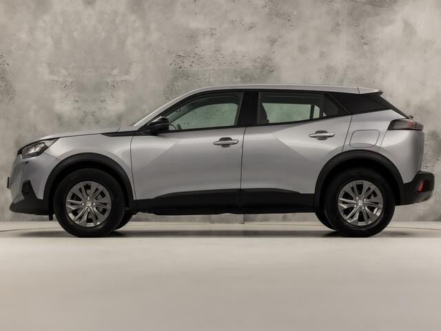 Peugeot 2008 1.2 PureTech Sport 131Pk Automaat (APPLE CARPLAY, GROOT NAVI, LM VELGEN, SPORTSTOELEN, PARKEERSENSOREN, LANE ASSIST, NIEUWSTAAT)