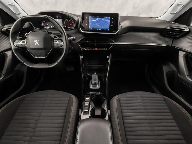 Peugeot 2008 1.2 PureTech Sport 131Pk Automaat (APPLE CARPLAY, GROOT NAVI, LM VELGEN, SPORTSTOELEN, PARKEERSENSOREN, LANE ASSIST, NIEUWSTAAT)
