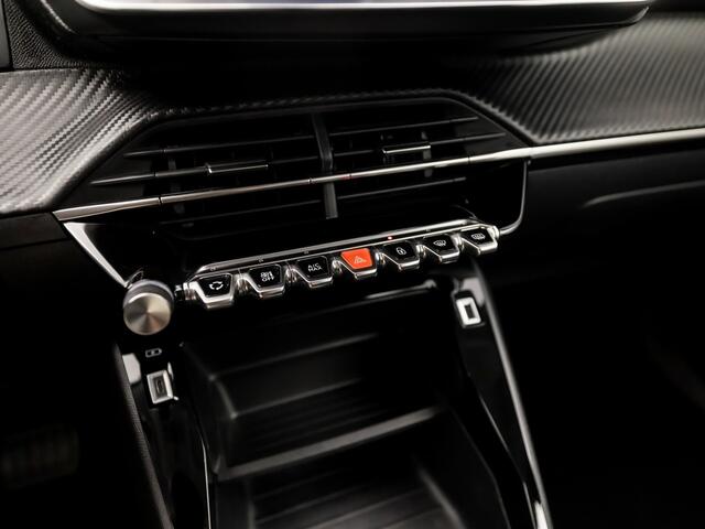 Peugeot 2008 1.2 PureTech Sport 131Pk Automaat (APPLE CARPLAY, GROOT NAVI, LM VELGEN, SPORTSTOELEN, PARKEERSENSOREN, LANE ASSIST, NIEUWSTAAT)