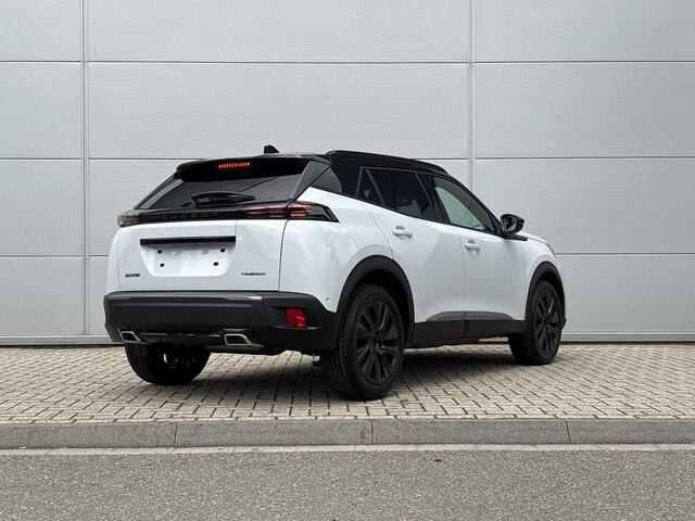 Peugeot 2008 1.2 Hybrid 145 GT | Panoramisch schuifdak | Stoelverwarming | Camera | Apple Carplay/Android Auto