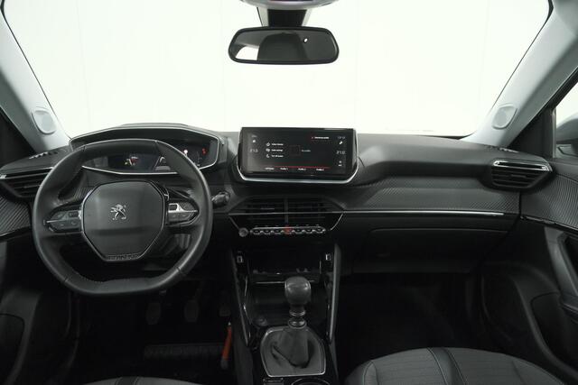 Peugeot 2008 PureTech 130 PK Allure Pack | Trekhaak | Camera | Adaptieve Cruise control | Keyless Entry | Apple Carplay