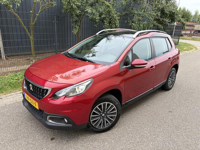 Peugeot 2008 1.2 PureTech Blue Lion / NAVI / CRUISE / PANORAMADAK / AIRCO / TREKHAAK