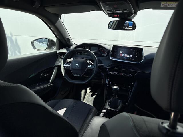 Peugeot 2008 1.2 PureTech Allure | Parkeerhulp | Navigatie | Cruise Control | Apple Carplay/Android Auto