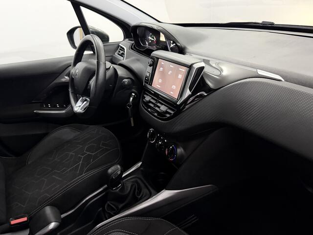 Peugeot 2008 1.2 PureTech Allure Airco, Parkeersensoren, Apple carplay, Stoelverwarming, Cruise control, Lichtmetalen velgen