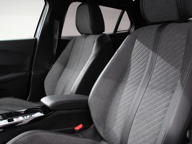 Peugeot 2008 1.2 Hybrid 145 pk Automaat Allure Navigatie Apple Carplay/Android Auto Climate Control Dab Led Parkeer sensoren Cruise Control Stoelverwarming