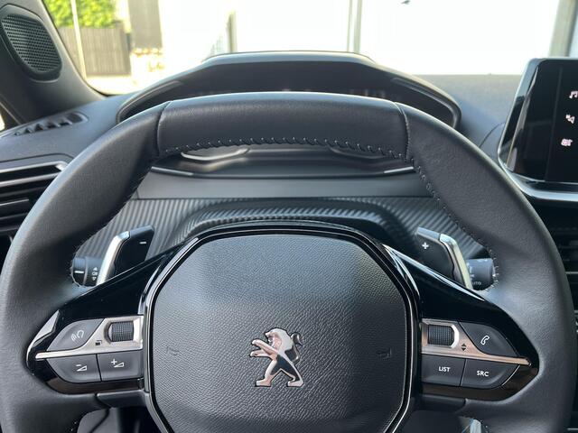 Peugeot 2008 1.2 PureTech Allure Navi Apple Carplay