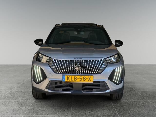 Peugeot 2008 GT Pack 1.2 Turbo 130pk EAT8 | ALCANTARA PAKKET | SCHUIF/KANTELDAK | 18" LM | 360° CAMERA | STOELVERW. | MASSAGE | ALL-SEASONBANDEN | NAVI | KEYLESS ENTRY