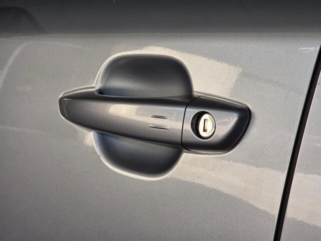 Peugeot 2008 GT Pack 1.2 Turbo 130pk EAT8 | ALCANTARA PAKKET | SCHUIF/KANTELDAK | 18" LM | 360° CAMERA | STOELVERW. | MASSAGE | ALL-SEASONBANDEN | NAVI | KEYLESS ENTRY