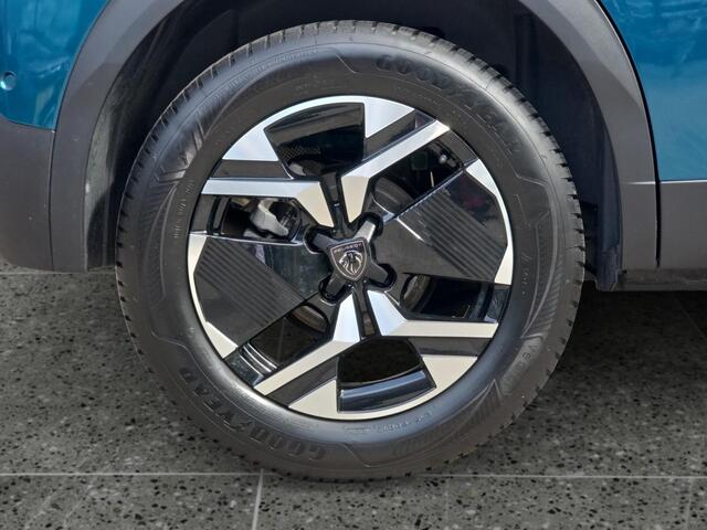 Peugeot 2008 Allure Pack 1.2 Turbo 100pk | ADAPTIVE CRUISE | STOELVERW. | GRIPCONTROL | KEYLESS ENTRY | 360° CAMERA | CLIMA | ALL-SEASONBANDEN | APPLE CARPLAY / ANDROID AUTO