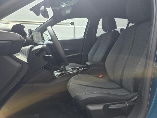 Peugeot 2008 Allure Pack 1.2 Turbo 100pk | ADAPTIVE CRUISE | STOELVERW. | GRIPCONTROL | KEYLESS ENTRY | 360° CAMERA | CLIMA | ALL-SEASONBANDEN | APPLE CARPLAY / ANDROID AUTO