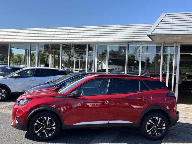 Peugeot 2008 1.2 PureTech Allure Pack Automaat | Luxe Uitvoering | All Season Banden