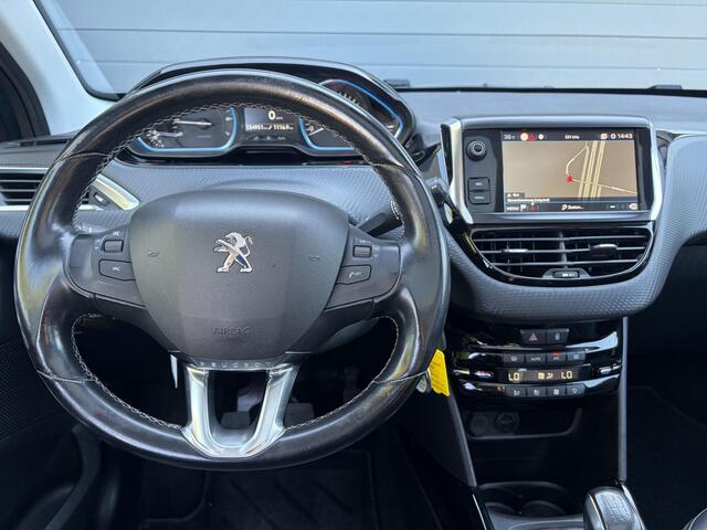 Peugeot 2008 1.2 PureTech Allure D-riem vv in 02-2026 l Pano l Carplay l Camera l Halfleder l 110pk l Dealer Onderhouden l 2e Eigenaar l Navi l Clima l Cruise l Pdc l Lm velgen l Apk tot 02-2027