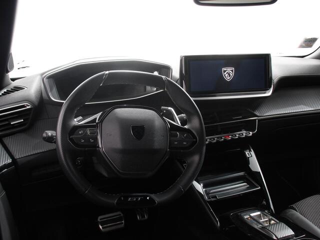 Peugeot 2008 1.2 GT Automaat Climate control Cruise control Apple Carplay/ Android Auto led Lichtmetalen velgen Parkeersensoren Camera