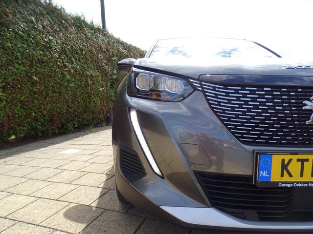 Peugeot 2008 1.2 PURETECH GT 130Pk-Automaat-Carplay-Navi-Blth-Led-Clima