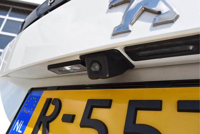 Peugeot 2008 1.2 Allure Pack 100PK | NL-Auto | Camera | Keyless Entry & Start