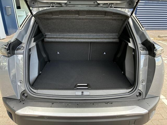 Peugeot 2008 1.2 Hybrid 145pk GT | Automaat | Dode hoekbewaking | Rondom zicht camera | Navigatie full map | 17 inch LichtMetaal