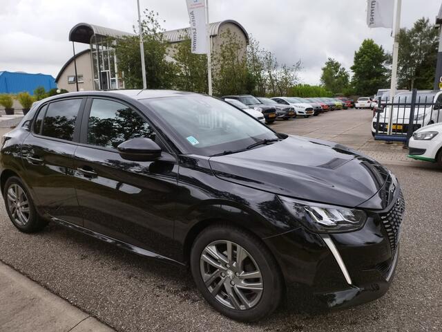 Peugeot 208 1.2 Style ** 5 DRS ** Airco ** Cruise ** LM velgen ** PDC ** NAVI APP **