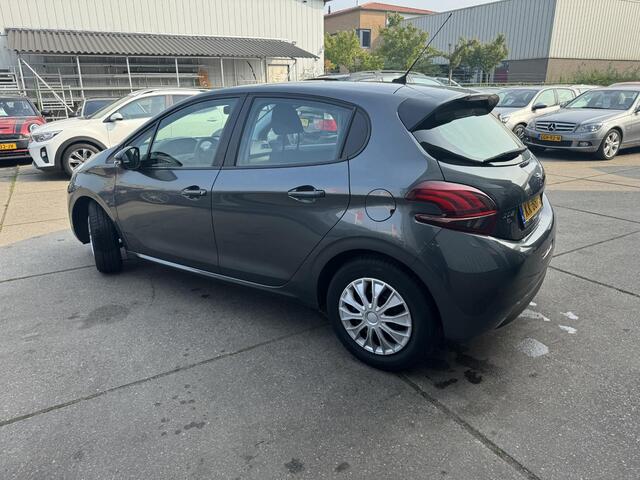 Peugeot 208 1.2 PureTech Blue Lion