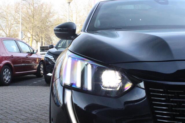 Peugeot 208 1.2 PureTech GT | NAVIGATIE | APPLE CARPLAY/ANDROID AUTO | DODEHOEK DETECTIE | FULL LED KOPLAMPEN | KEYLESS ENTRY/START | PARKEERSENSOREN VOOR EN ACHTER | CRUISE CONTROL | DAB+ RADIO |