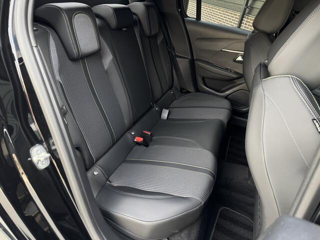 Peugeot 208 1.2 100 pk GT Automaat Dodehoeksens, Keyless, Rijklaar