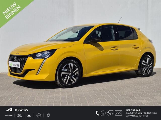 Peugeot 208 1.2 PureTech 100 Allure Handgeschakeld / Stoelverwarming / Keyless Entry/Start / Rondomzicht camera / Navigatie via Apple Carplay of Android Auto / Lichtmetalen wielen 16" /