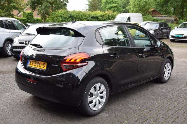 Peugeot 208 1.2 PURETECH CARPLAY/CRUISE/AIRCO