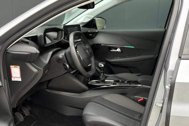 Peugeot 208 1.2 PureTech Allure Pack - Camera - Lane - Cruise - Carplay - Getint glas - Rijklaar