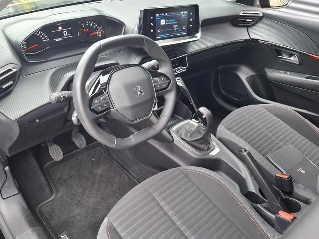 Peugeot 208 1.2 PureTech Active Pack | Airco | Cruise Control | Navigatie vai Apple Carplay of Android Auto | Parkeersensoren Achter |