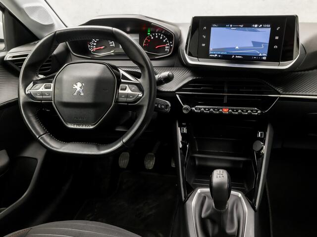 Peugeot 208 1.2 PureTech Sport (APPLE CARPLAY, GROOT NAVI, 360 CAMERA, LM VELGEN, SPORTSTOELEN, PARKEERSENSOREN, LED KOPLAMPEN, LANE ASSIST, NIEUWSTAAT)