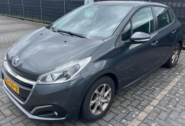 Peugeot 208 BWJ 2016 | 1.2 PT 82PK Executive | AIRCO | NAVI | PDC | STOELVERW | CRUISE | LICHTMETAAL |