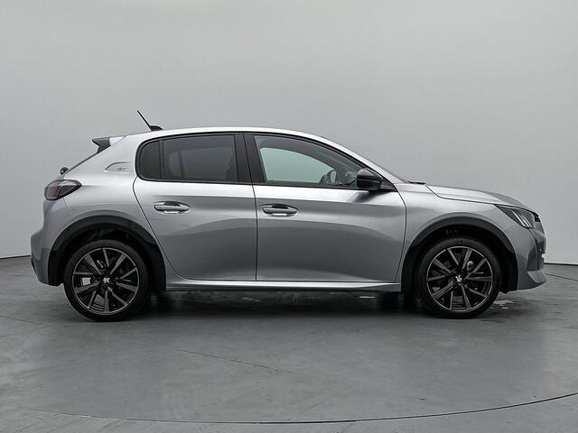 Peugeot 208 GT 100 pk | Navigatie | Achteruitrijcamera | Parkeersensoren Voor en Achter | LED Koplampen | Keyless Start | Lederen Stuurwiel | DAB Ontvanger | Climate Control | Cruise Control | 17" Lichtmetalen Velgen | Apple Carplay/Android Auto |