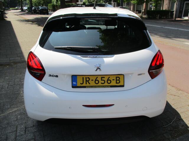 Peugeot 208 1.2 PureTech Blue Lion 5-drs / AIRCO / NAVI / 141dkm
