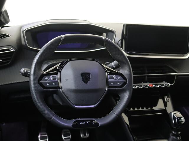 Peugeot 208 1.2 PureTech 100PK GT | Camera | Sport uitvoering | Climate control | Keyless start |