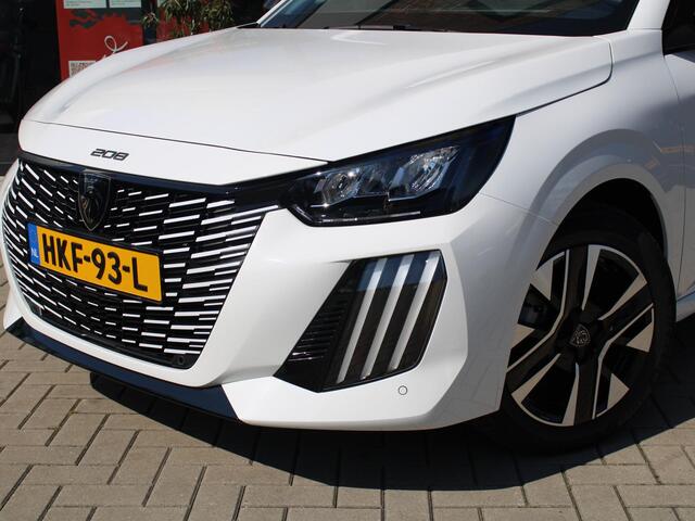 Peugeot 208 1.2 PureTech 100 Allure Navigatie, Stoelverwarming, Camera achter, Parkeerhulp voor & Achter, Lichtmetalen velgen