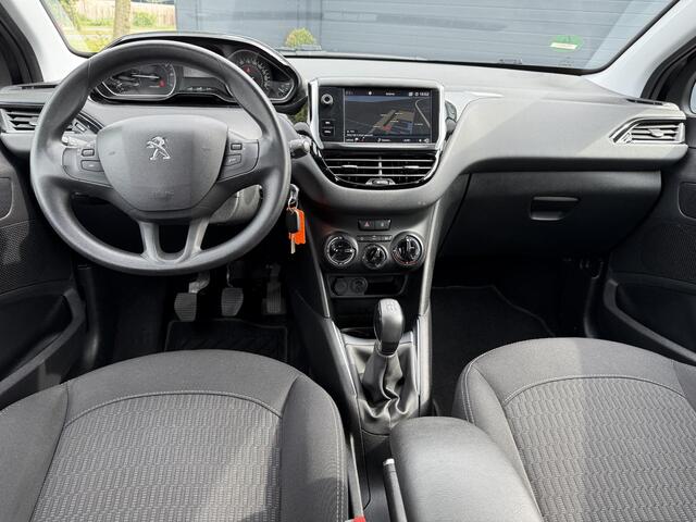 Peugeot 208 1.2 PureTech Blue Lion 2e Eigenaar,Navi,Airco,Cruise,Trekhaak,5 Deurs,Pdc,Weinig km,Zeer Zuinig,Apk tot 07-2026