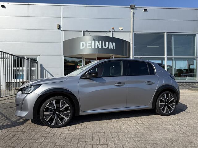 Peugeot 208 1.2 GT 131 PK. Automaat..!! Panoramadak, Navigatie, Climate contr, Comf.intr, etc..