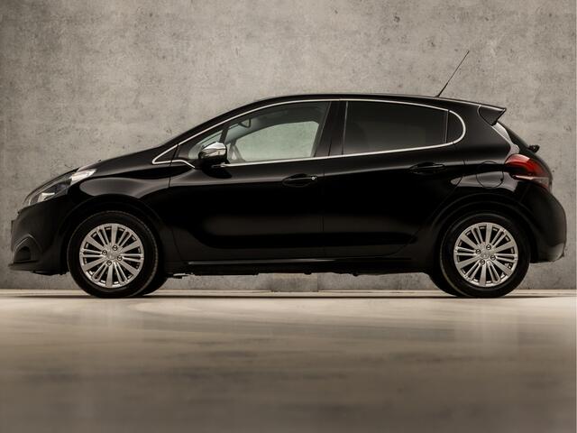 Peugeot 208 1.2 PureTech Sport (APPLE CARPLAY, NAVIGATIE, CLIMATE, GETINT GLAS, SPORTSTOELEN, CRUISE, PARKEERSENSOREN, NIEUWE APK, NIEUWSTAAT)