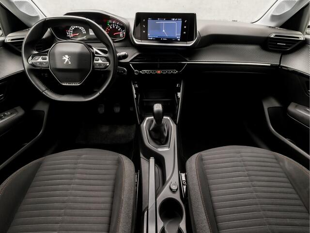 Peugeot 208 1.2 PureTech Sport (APPLE CARPLAY, GROOT NAVI, 360 CAMERA, SPORTSTOELEN, LM VELGEN, LANE ASSIST, CRUISE, NIEUWSTAAT)