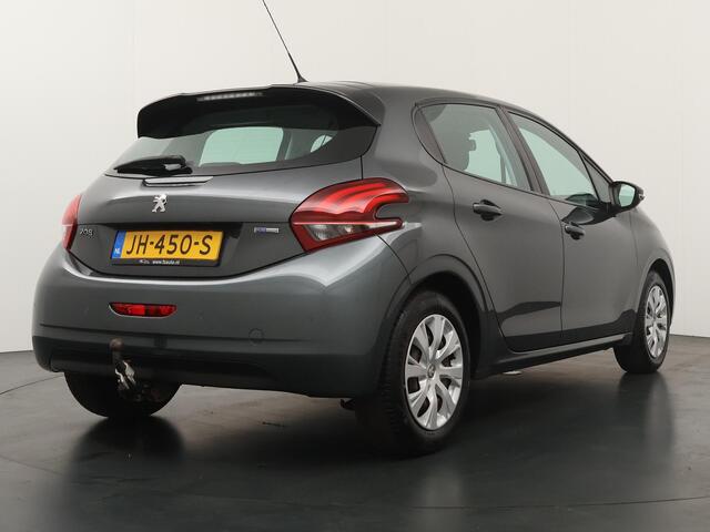 Peugeot 208 1.2 PureTech Blue Lion - Navigatie - Trekhaak - Parkeersensoren - Airconditioning