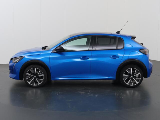 Peugeot 208 1.2 PureTech GT | Navigatie | Parkeercamera | Stoelverwarming | Keyless Go | Lederen Interieur | Panoramadak | Apple Carplay/Android Auto |