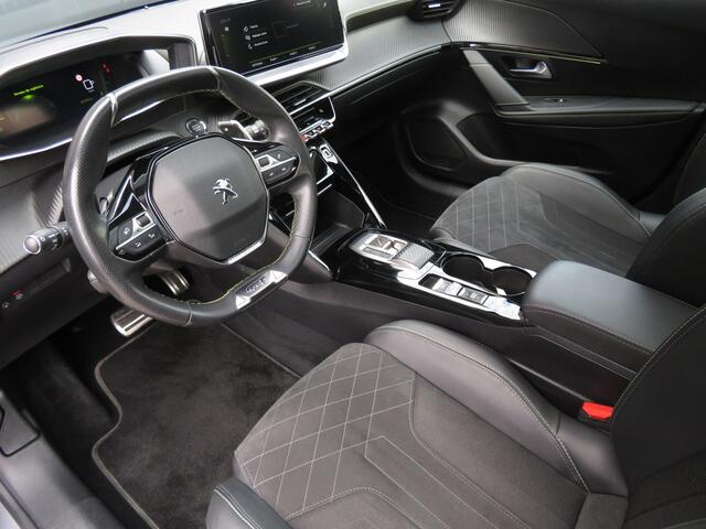 Peugeot 208 1.2 PureTech GT Airco ACC Cr-Control CarPlay Panoramadak