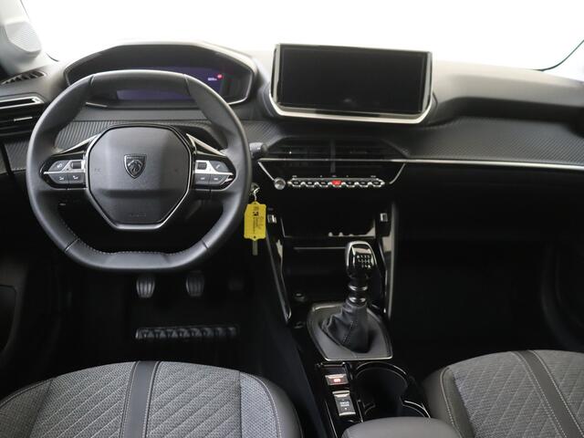 Peugeot 208 1.2 PureTech 100 Allure SUPER LEUK WAGEN MET LAGE KM STAND !!